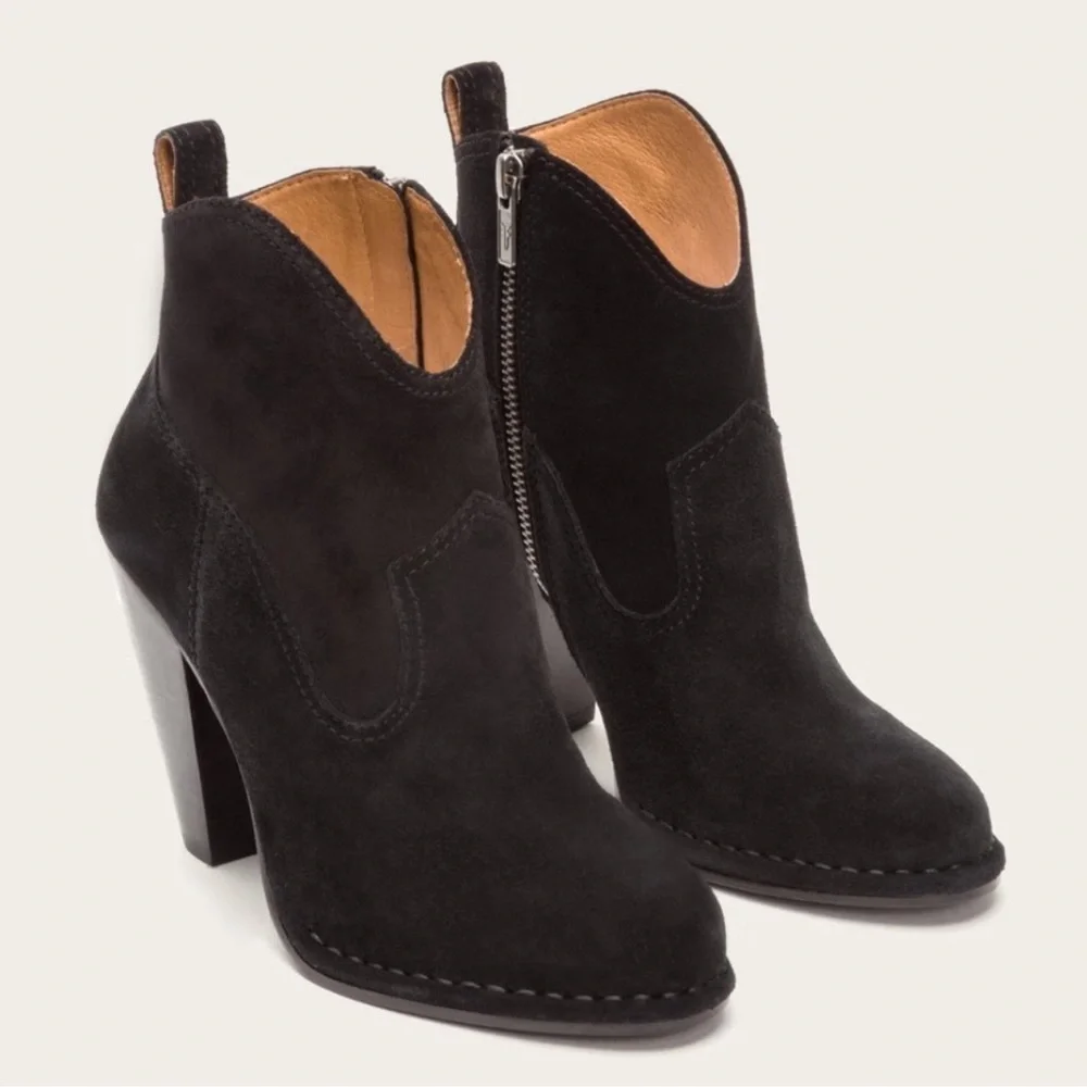 Frye Madeline Short Black Suede Leather Southwestern Heeled Ankle Bootie, sz 9